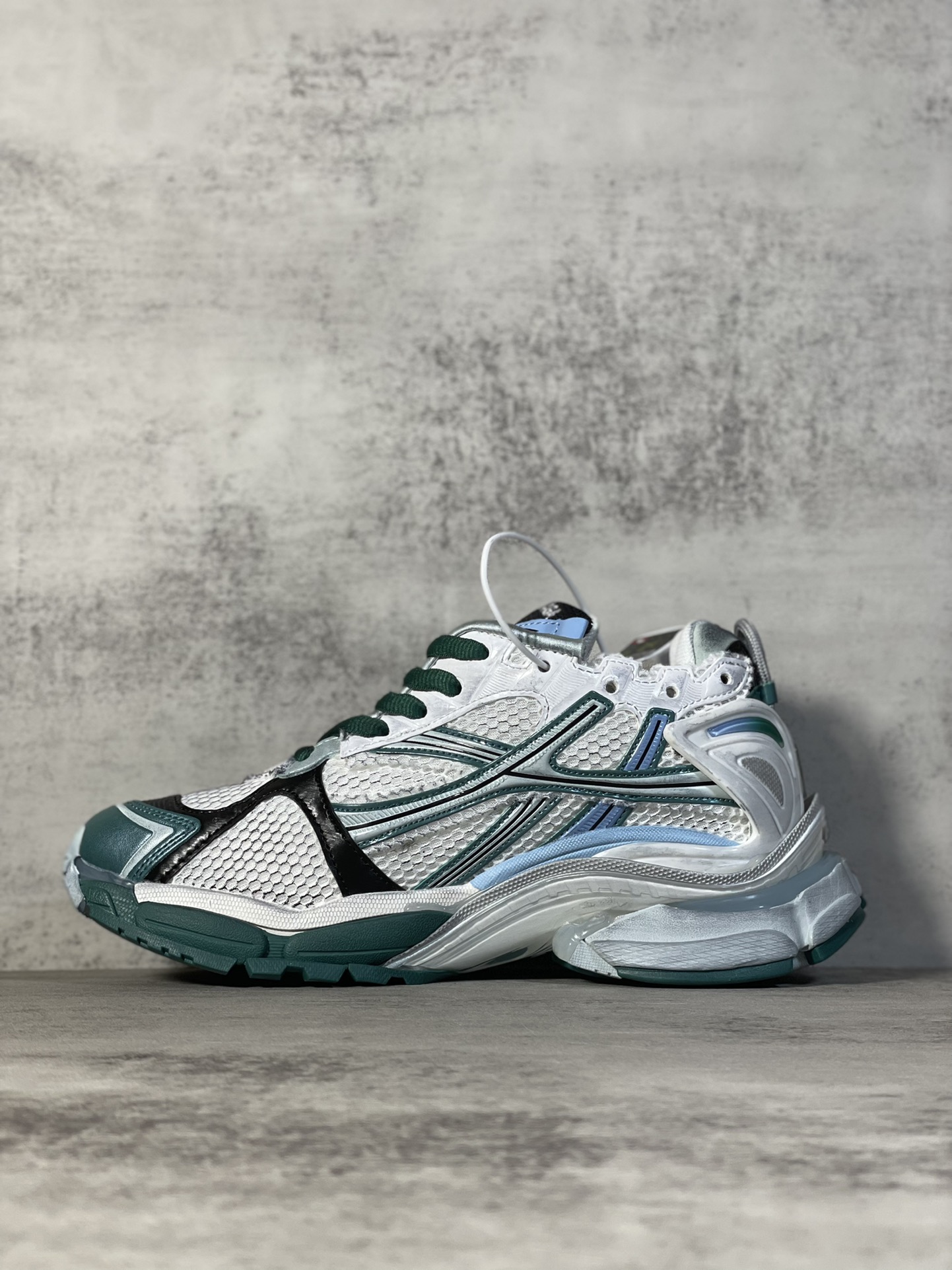 Balenciaga Sneakers M-l