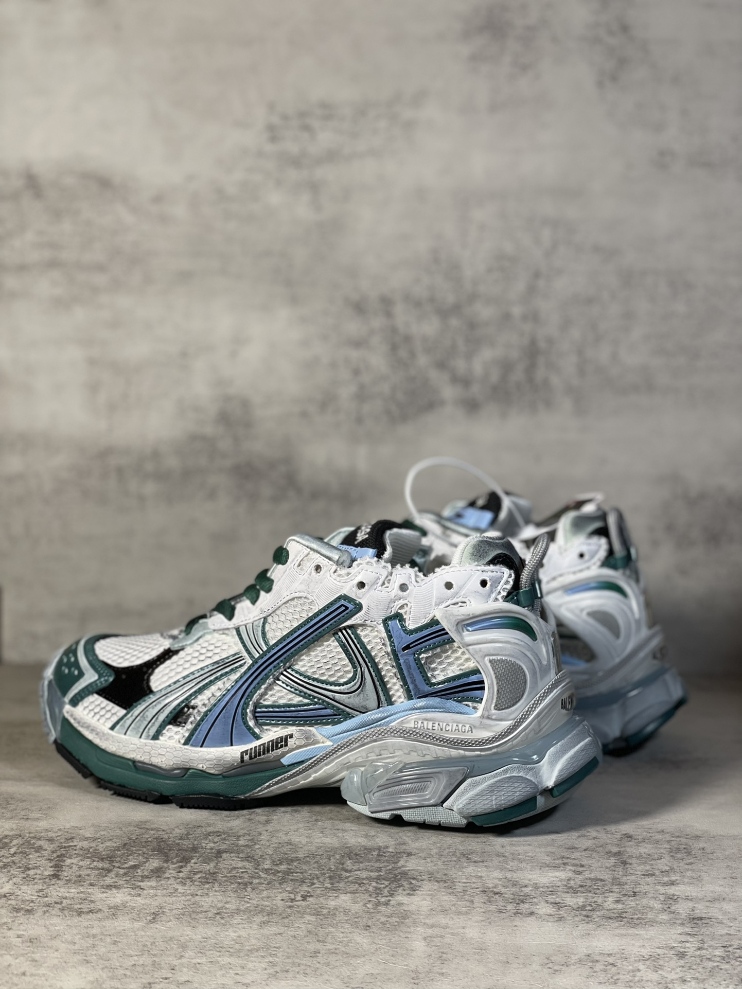 Balenciaga Sneakers M-l