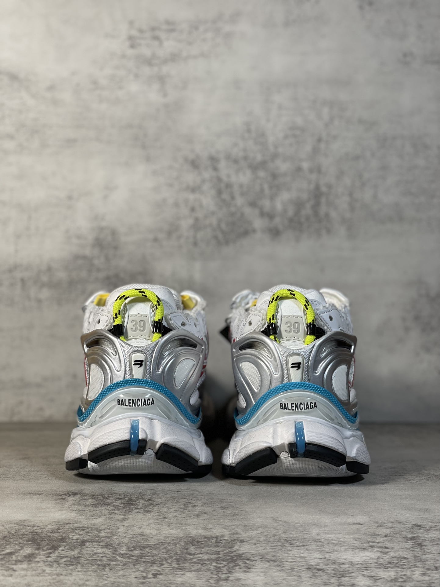 Balenciaga Sneakers M-l