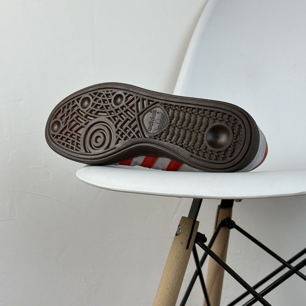 Adidas Board Shoes L-s