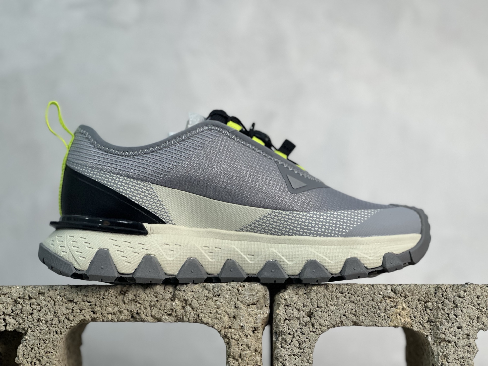 Descente Basic Shoes L-s