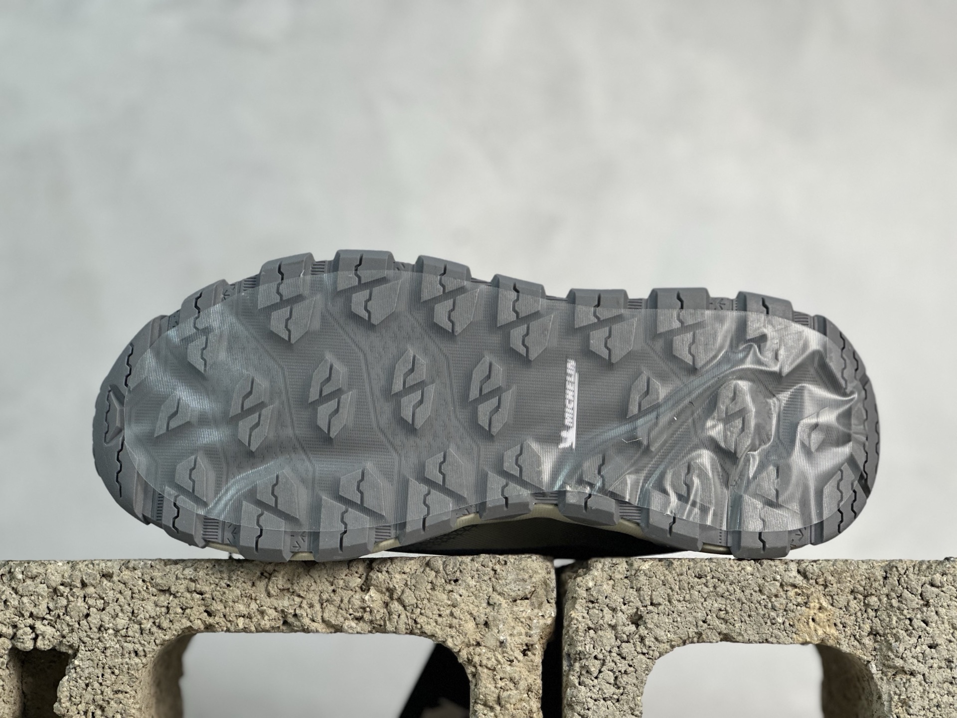 Descente Basic Shoes L-s