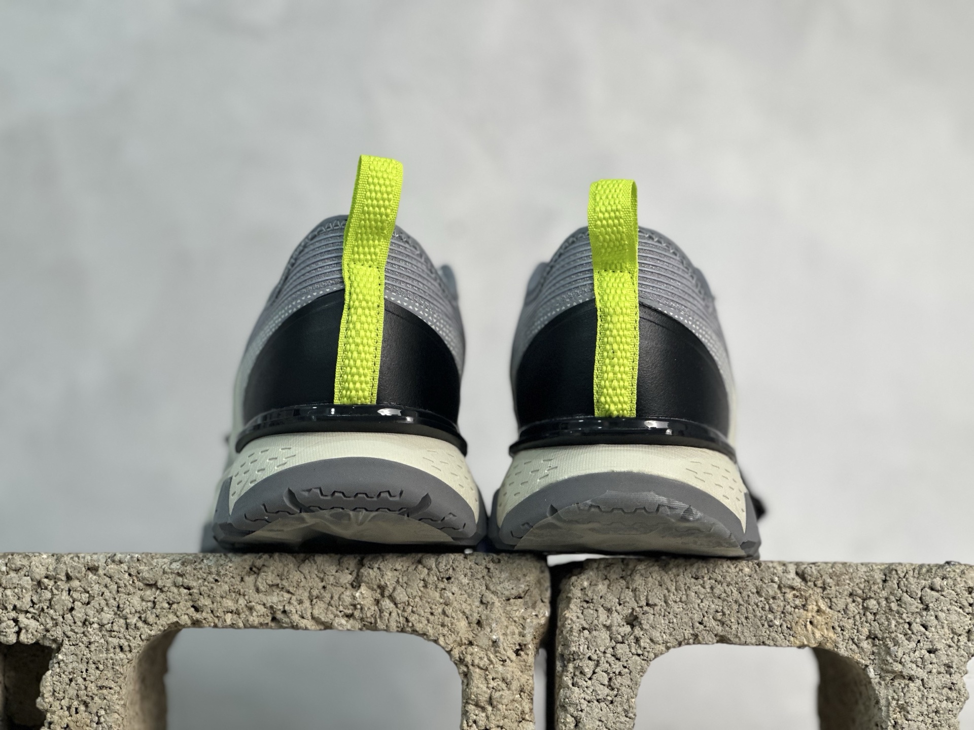 Descente Basic Shoes L-s