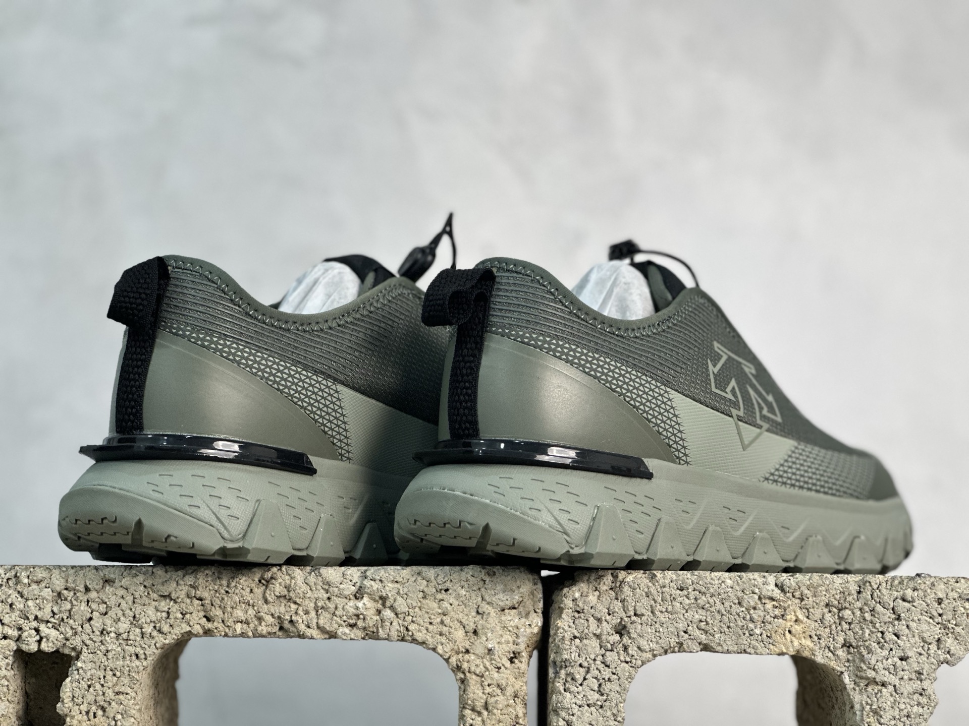 Descente Basic Shoes L-s