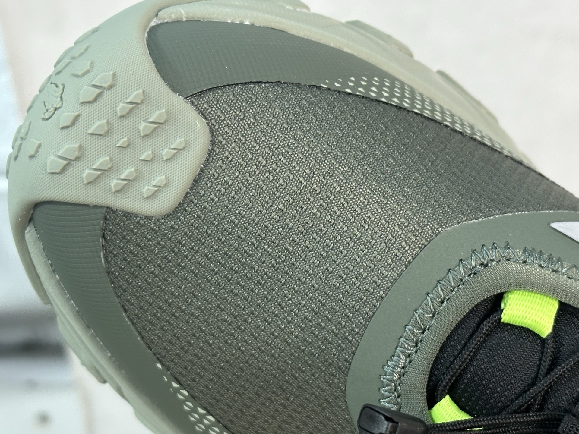 Descente Basic Shoes L-s