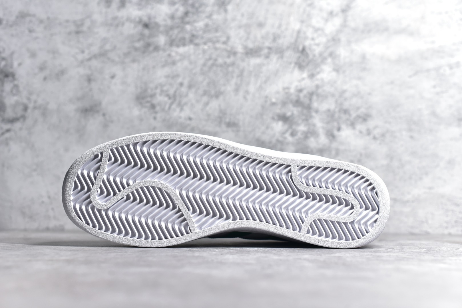 Adidas Board Shoes L-s