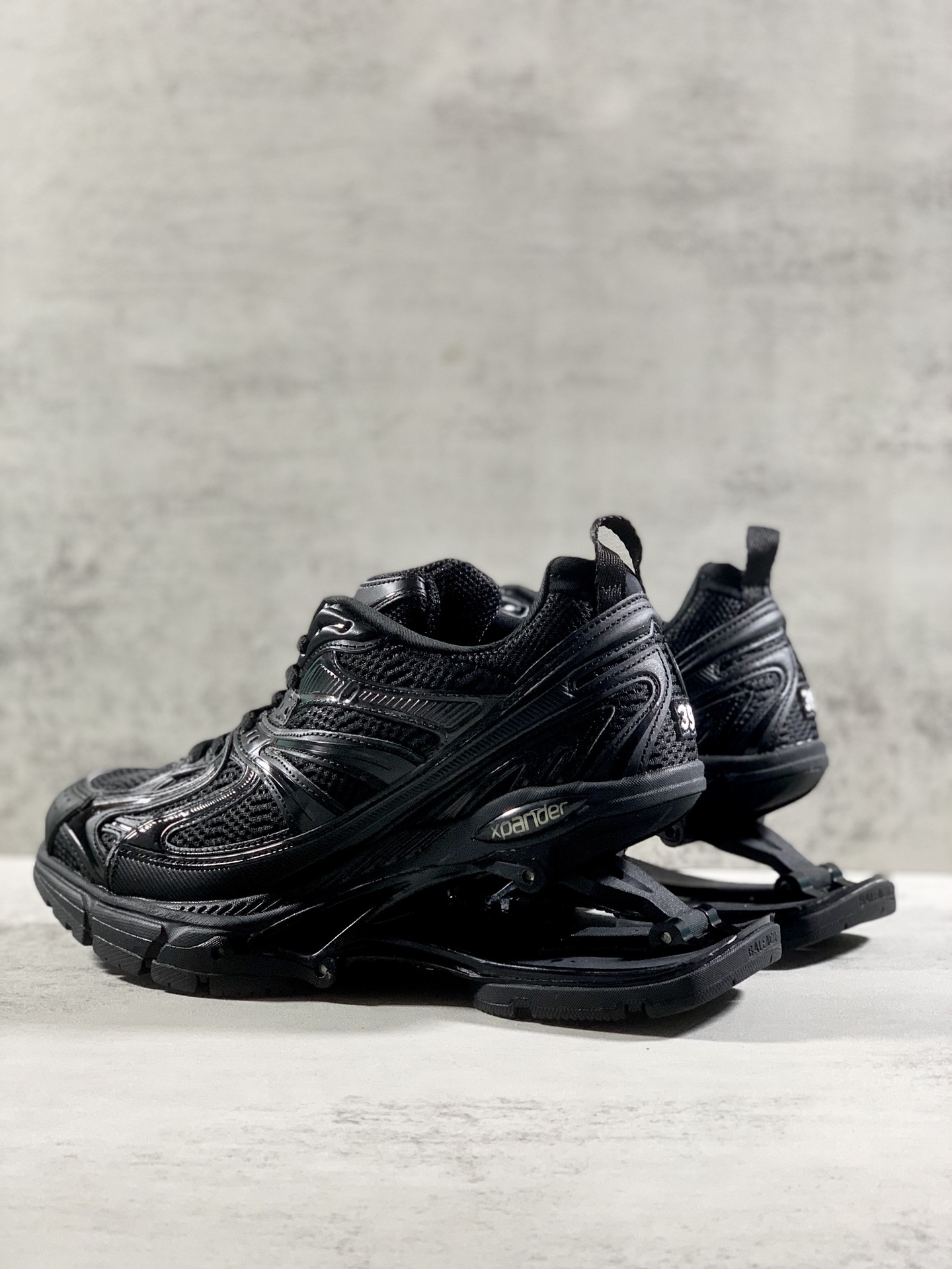 Balenciaga Sneakers Mesh L