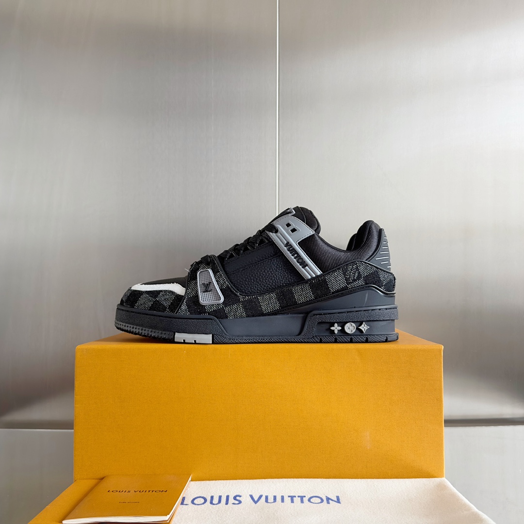 Louis Vuitton Male Board Shoes Breathable M-l-s