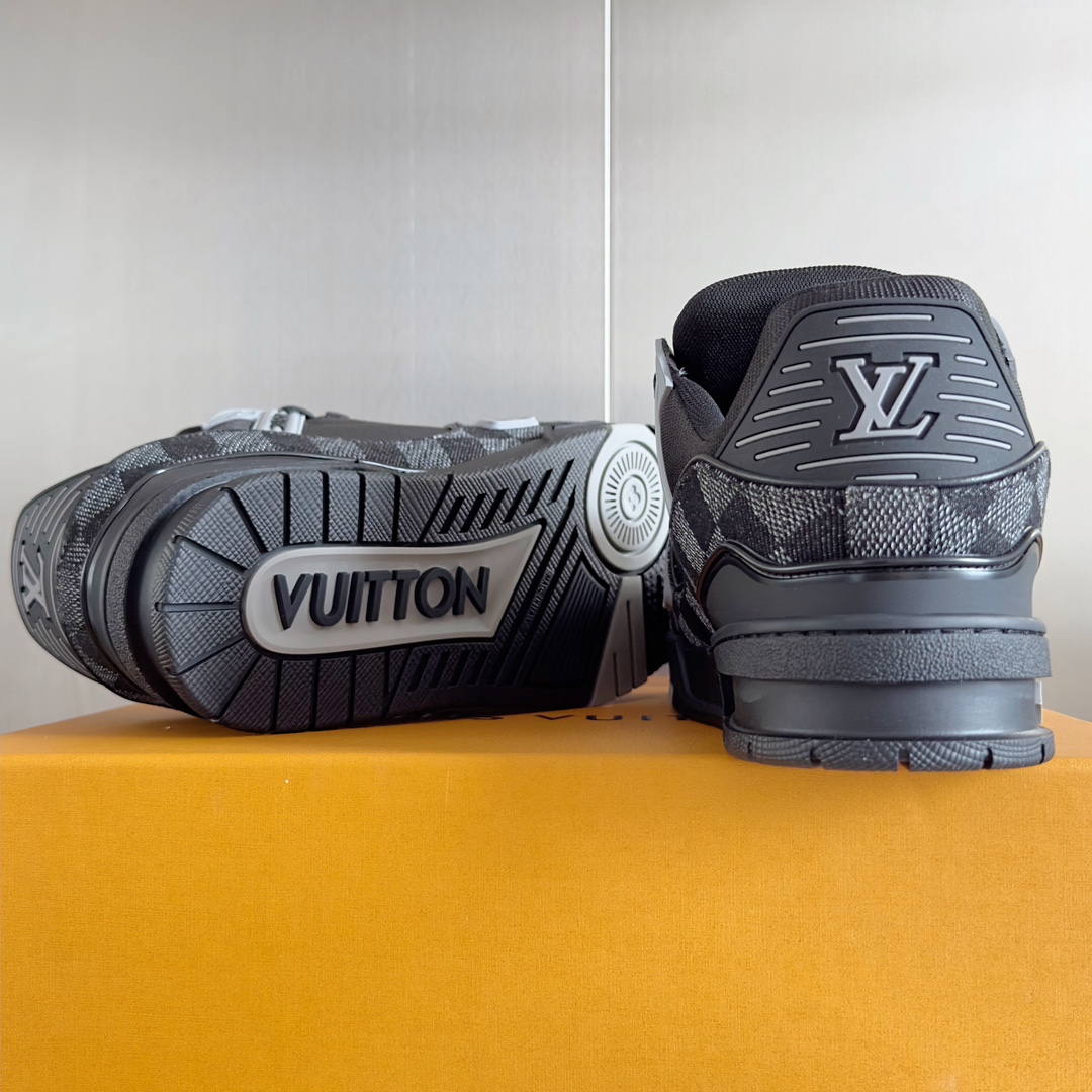 Louis Vuitton Male Board Shoes Breathable M-l-s