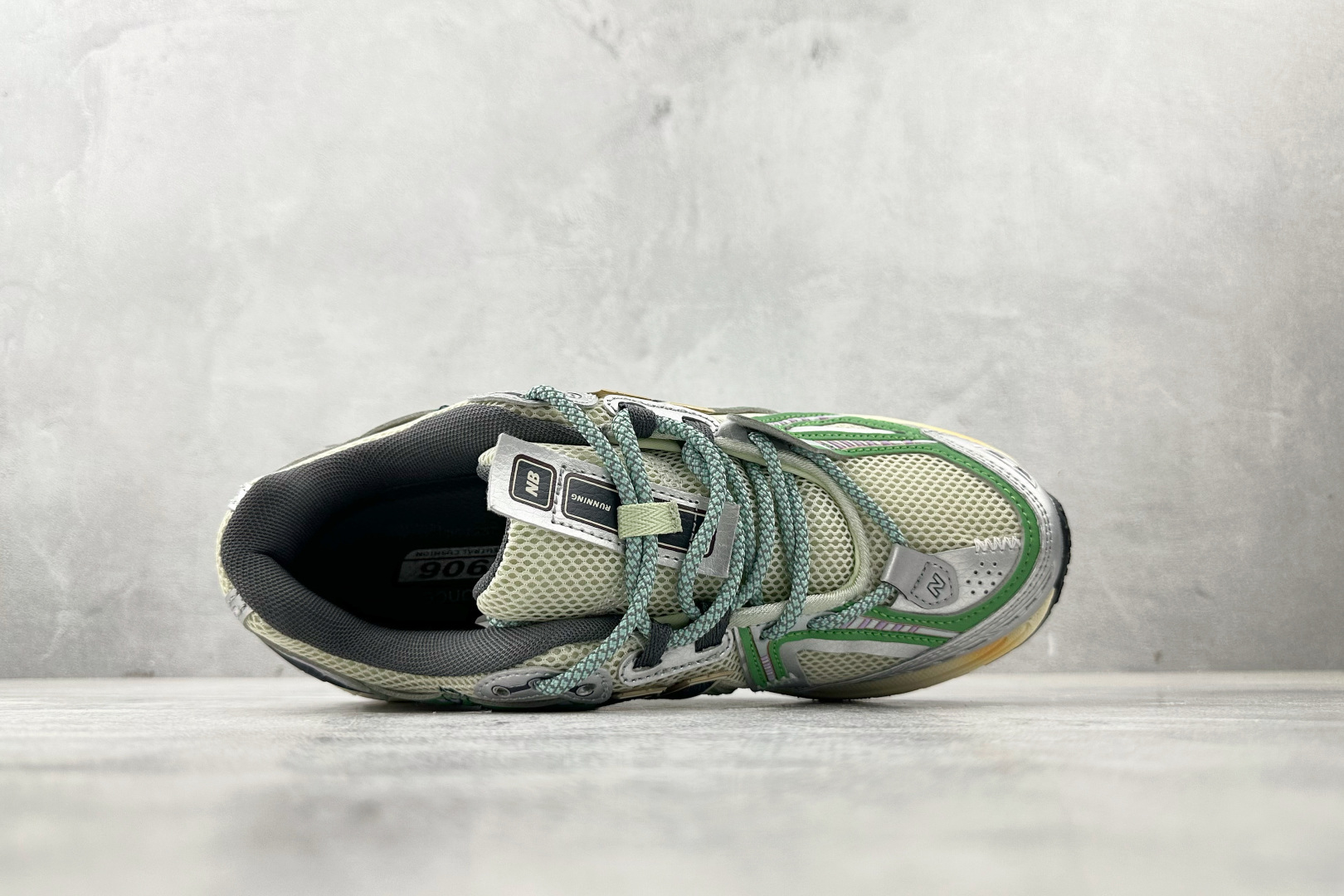 Adidas New Balance Basic Shoes L