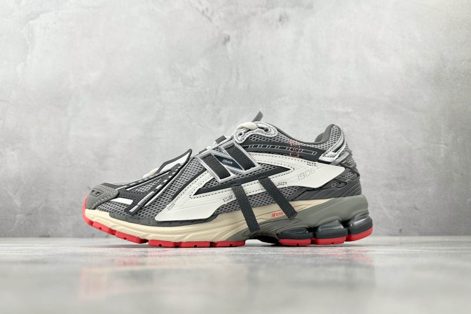 New Balance Basic Shoes L