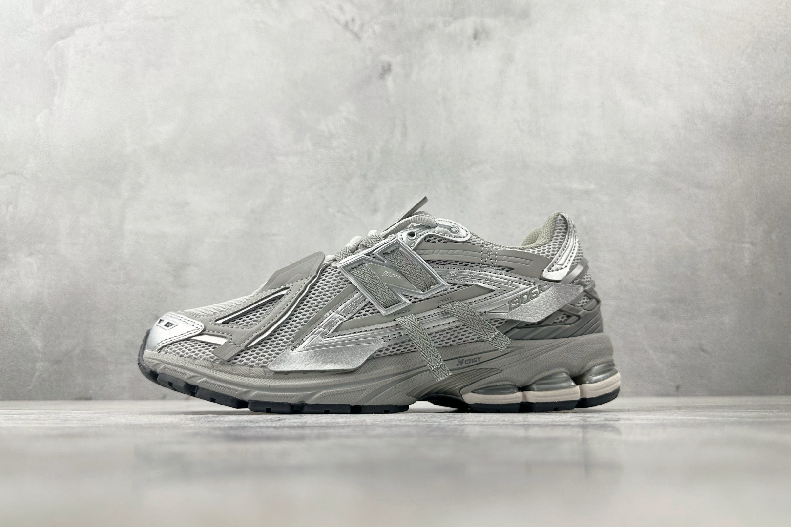 New Balance Basic Shoes L