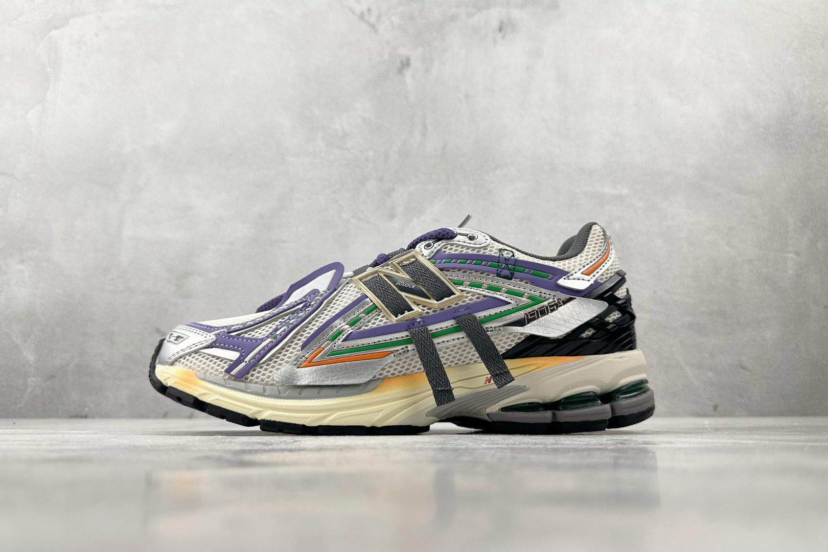 New Balance Basic Shoes L