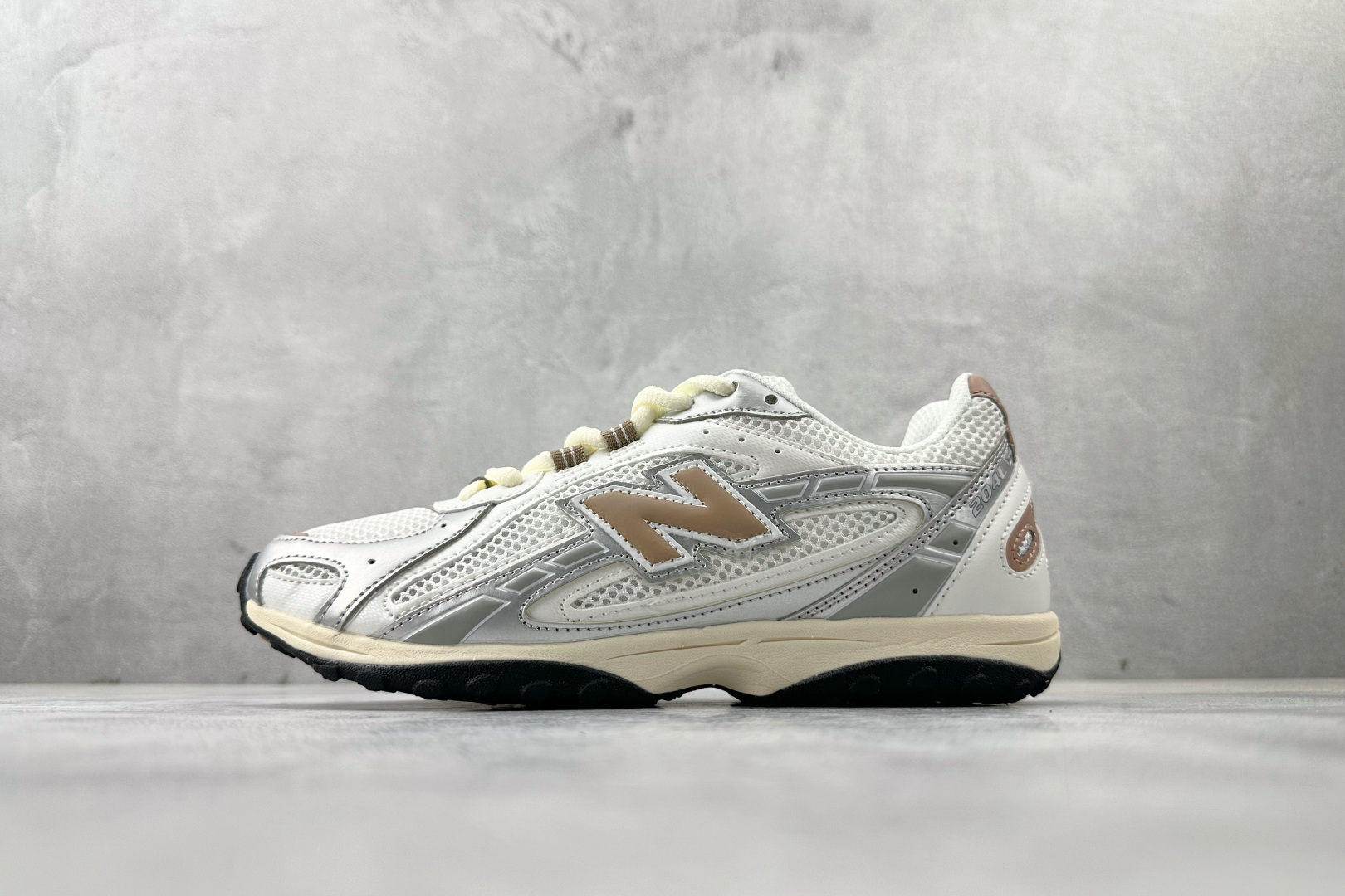 New Balance Basic Shoes L