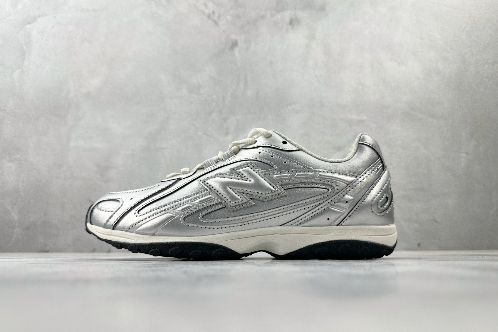New Balance Basic Shoes L