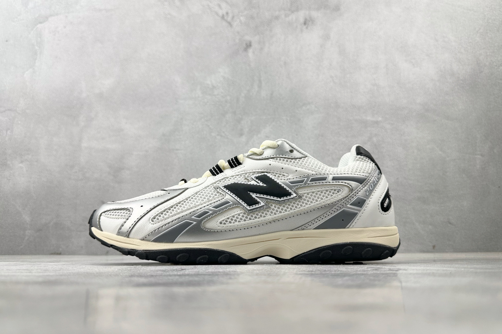 New Balance Basic Shoes L