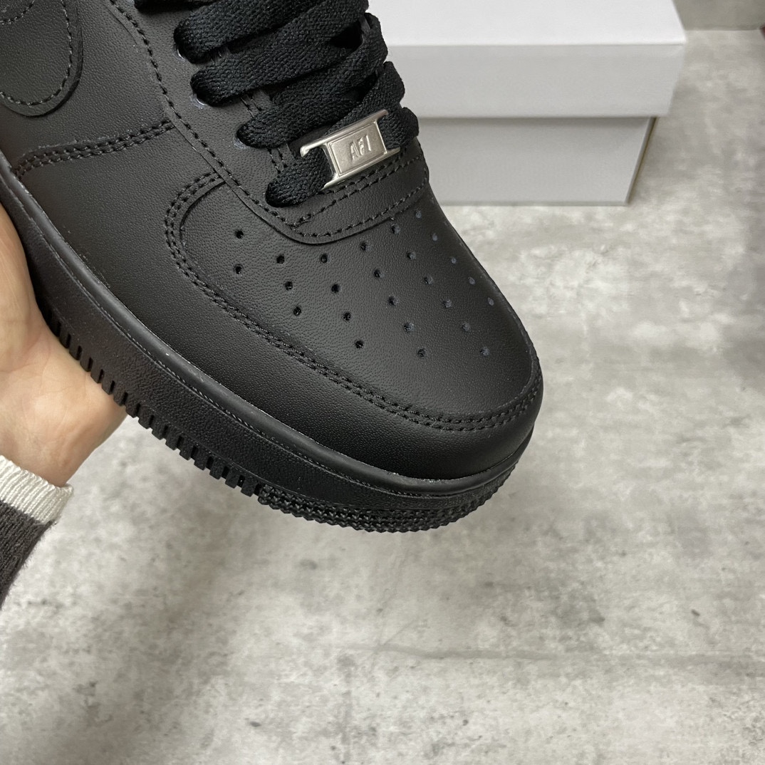 Nike Basic Shoes L-s