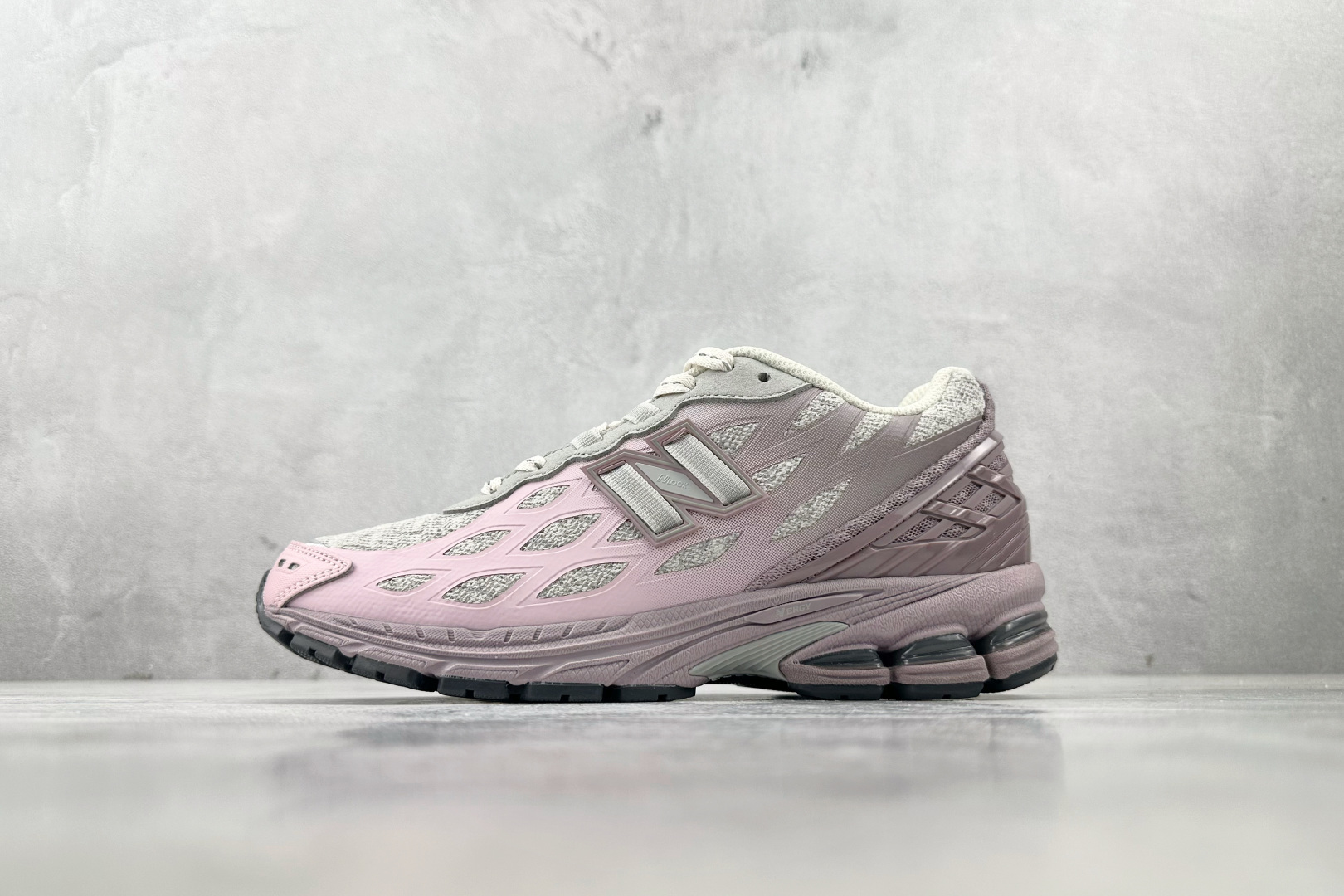 New Balance Nike Basic Shoes Pink M-l