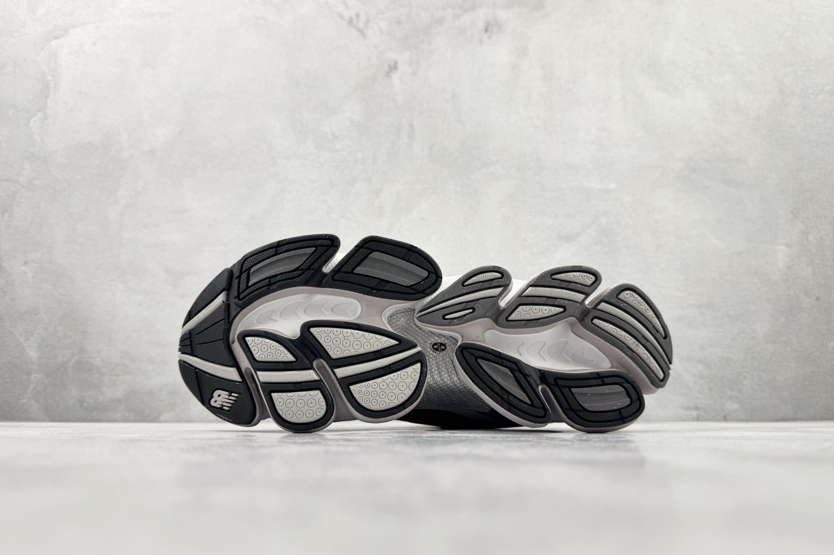 New Balance Basic Shoes L