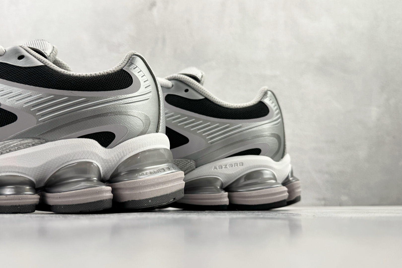 New Balance Basic Shoes L