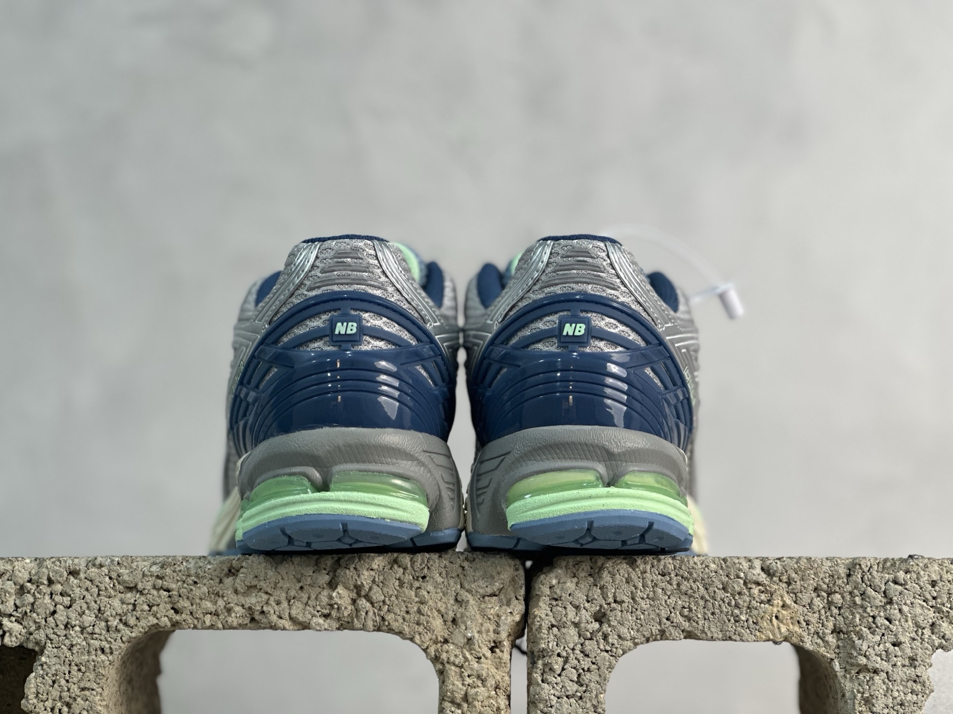 New Balance Basic Shoes L