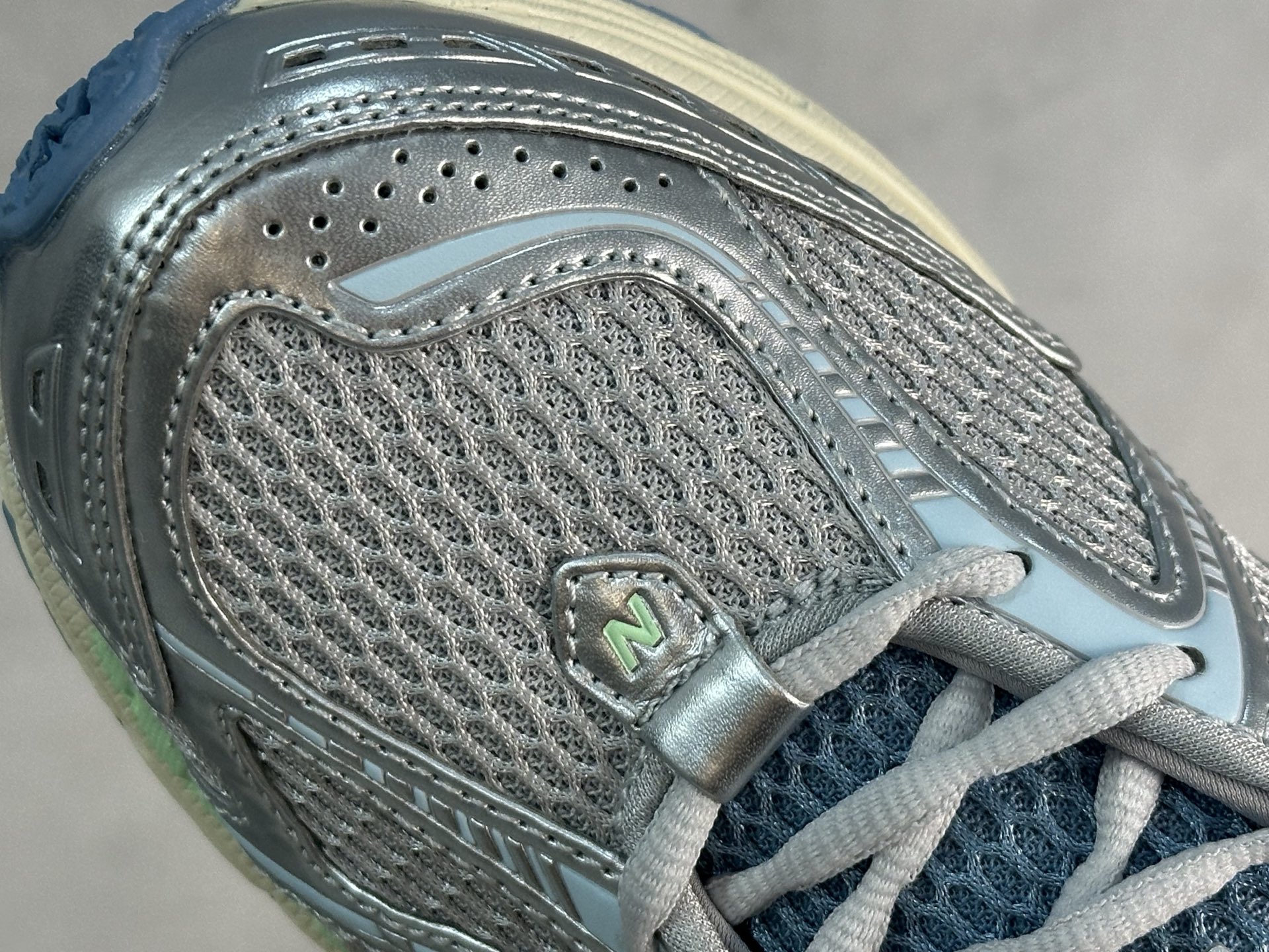 New Balance Basic Shoes L
