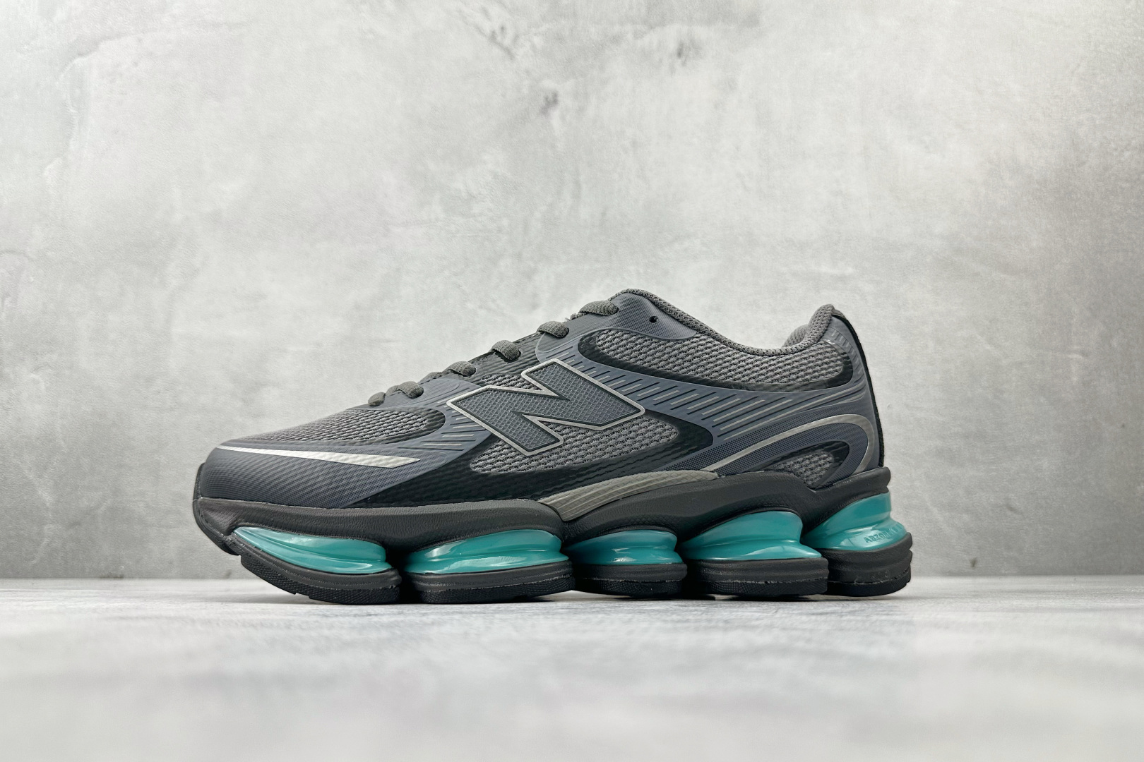 New Balance Basic Shoes L