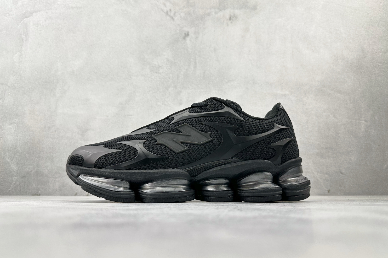 New Balance Basic Shoes L