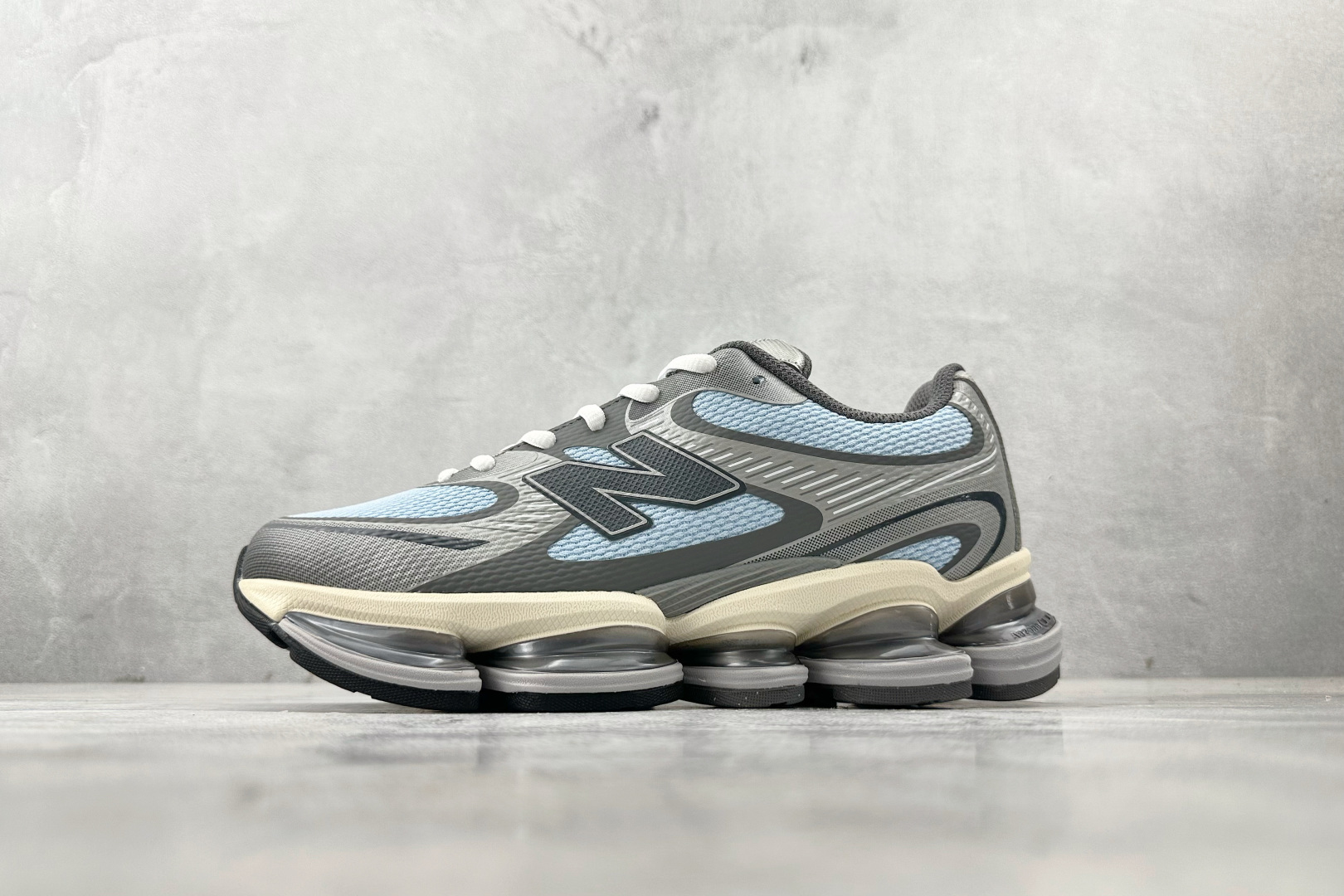 New Balance Basic Shoes L