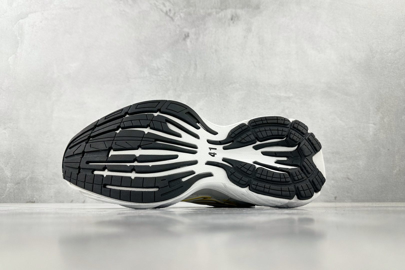 Balenciaga Basic Shoes M-l-s