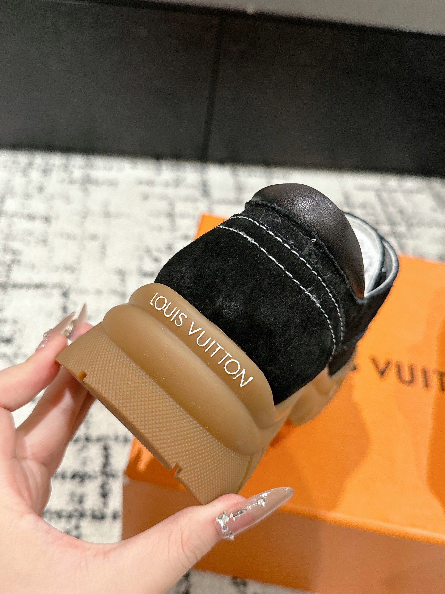 Louis Vuitton Basic Shoes L-s