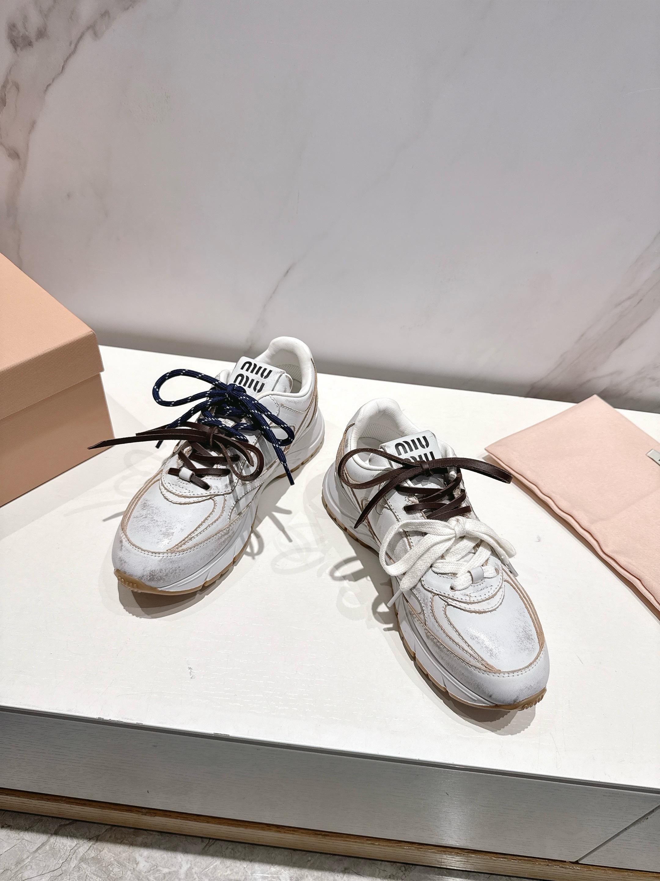 Miu Miu Sneakers M-s