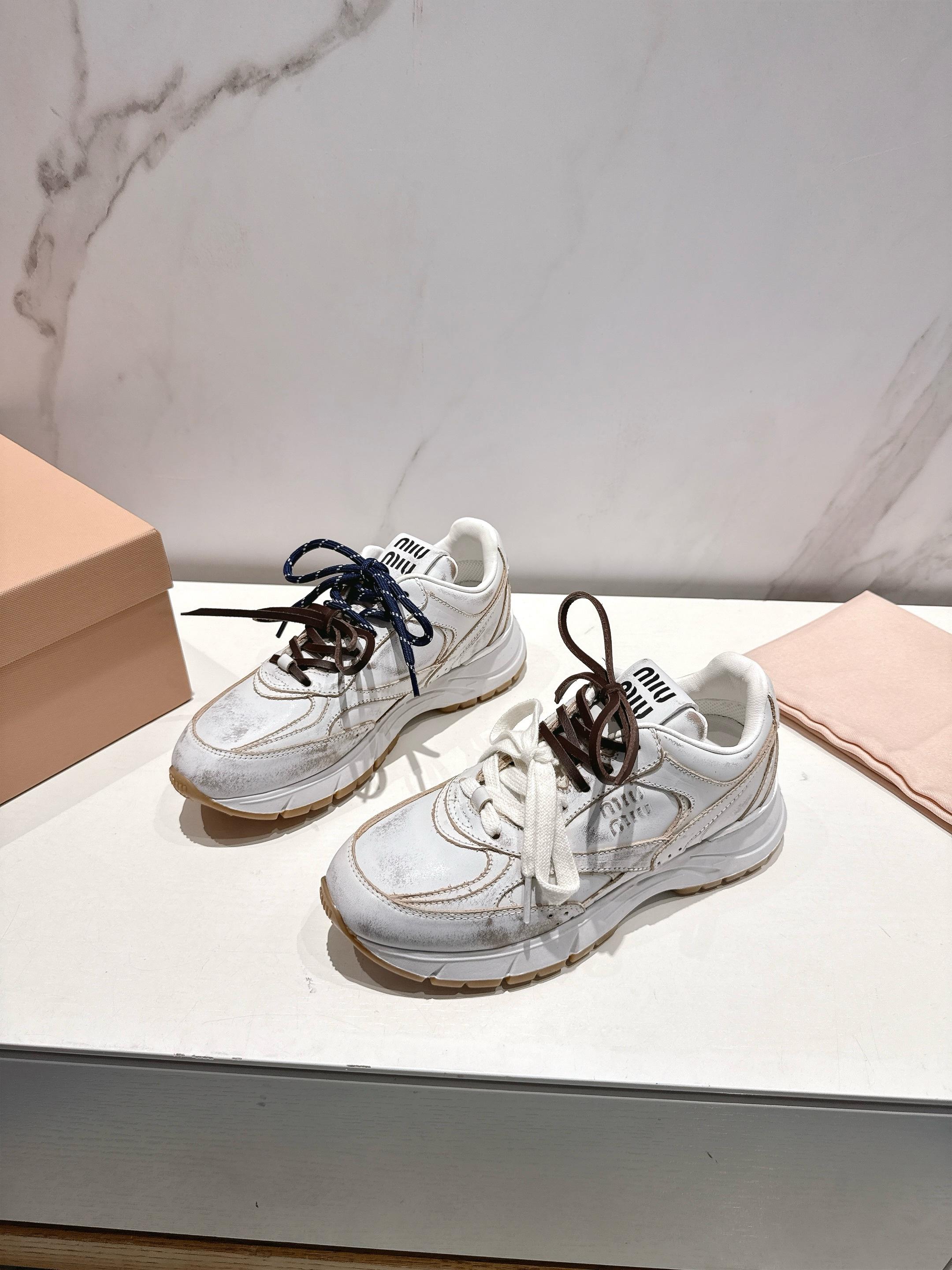 Miu Miu Sneakers M-s