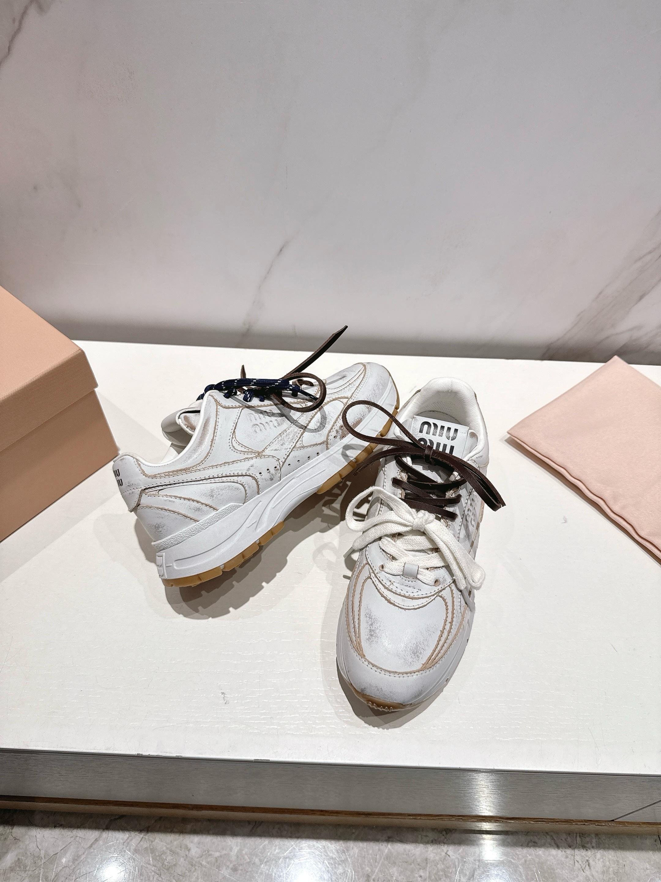 Miu Miu Sneakers M-s