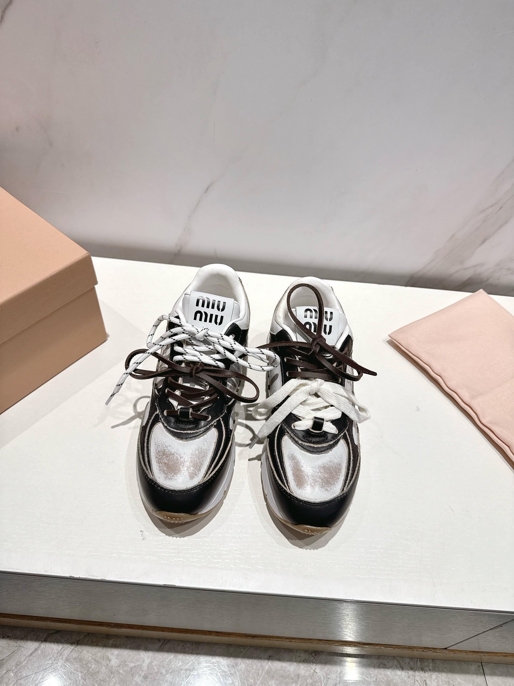 Miu Miu Sneakers M-s