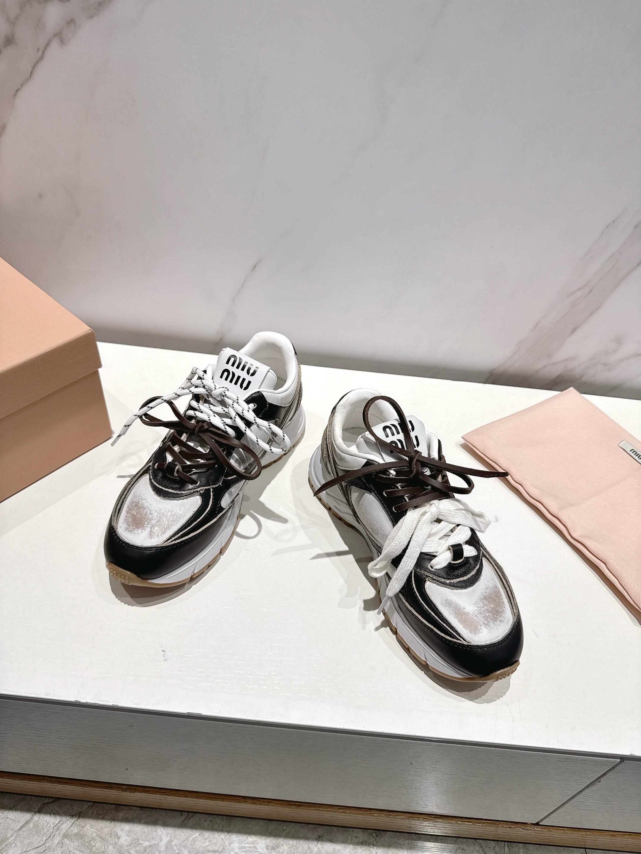 Miu Miu Sneakers M-s