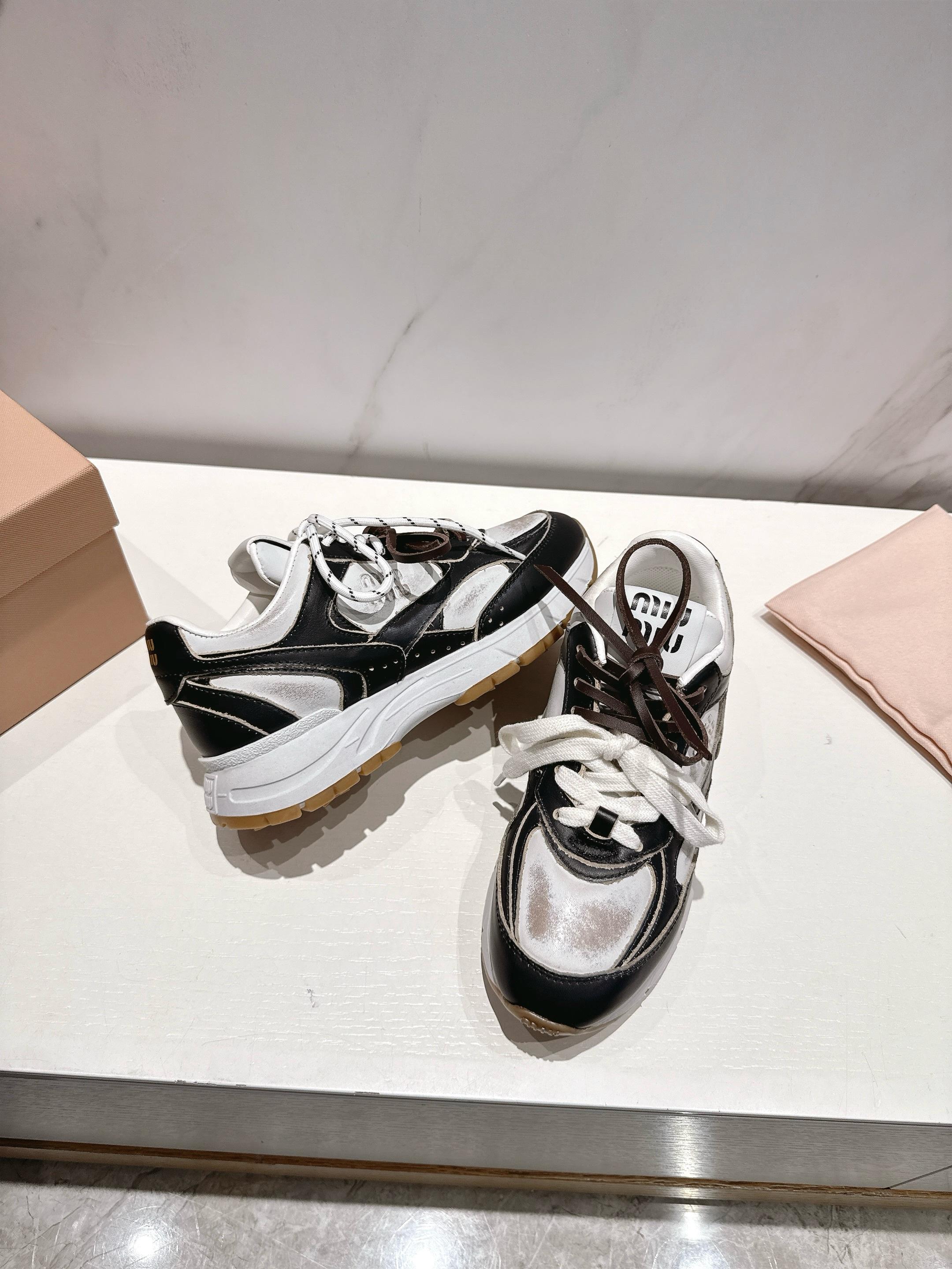 Miu Miu Sneakers M-s