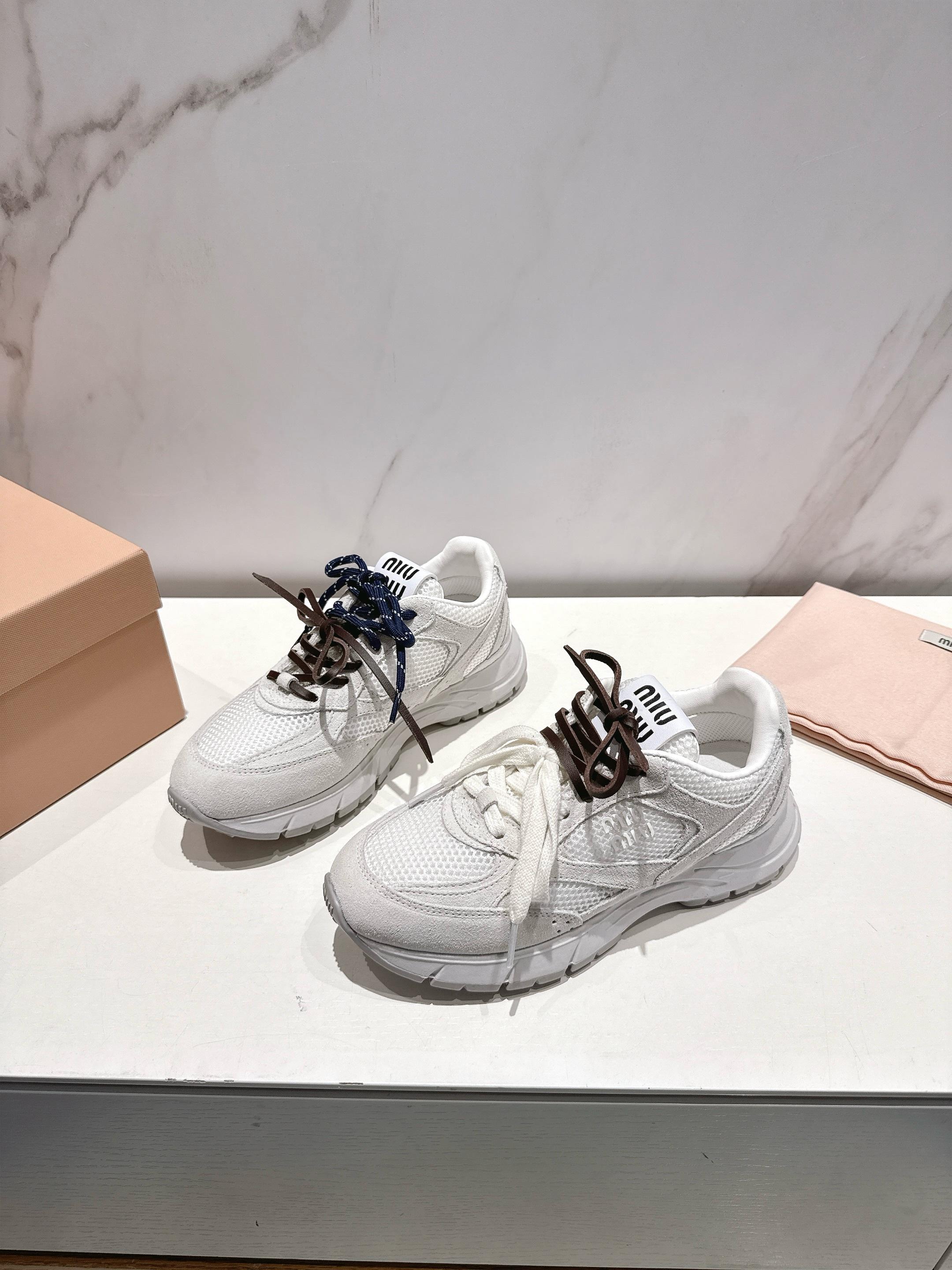 Miu Miu Sneakers M-s