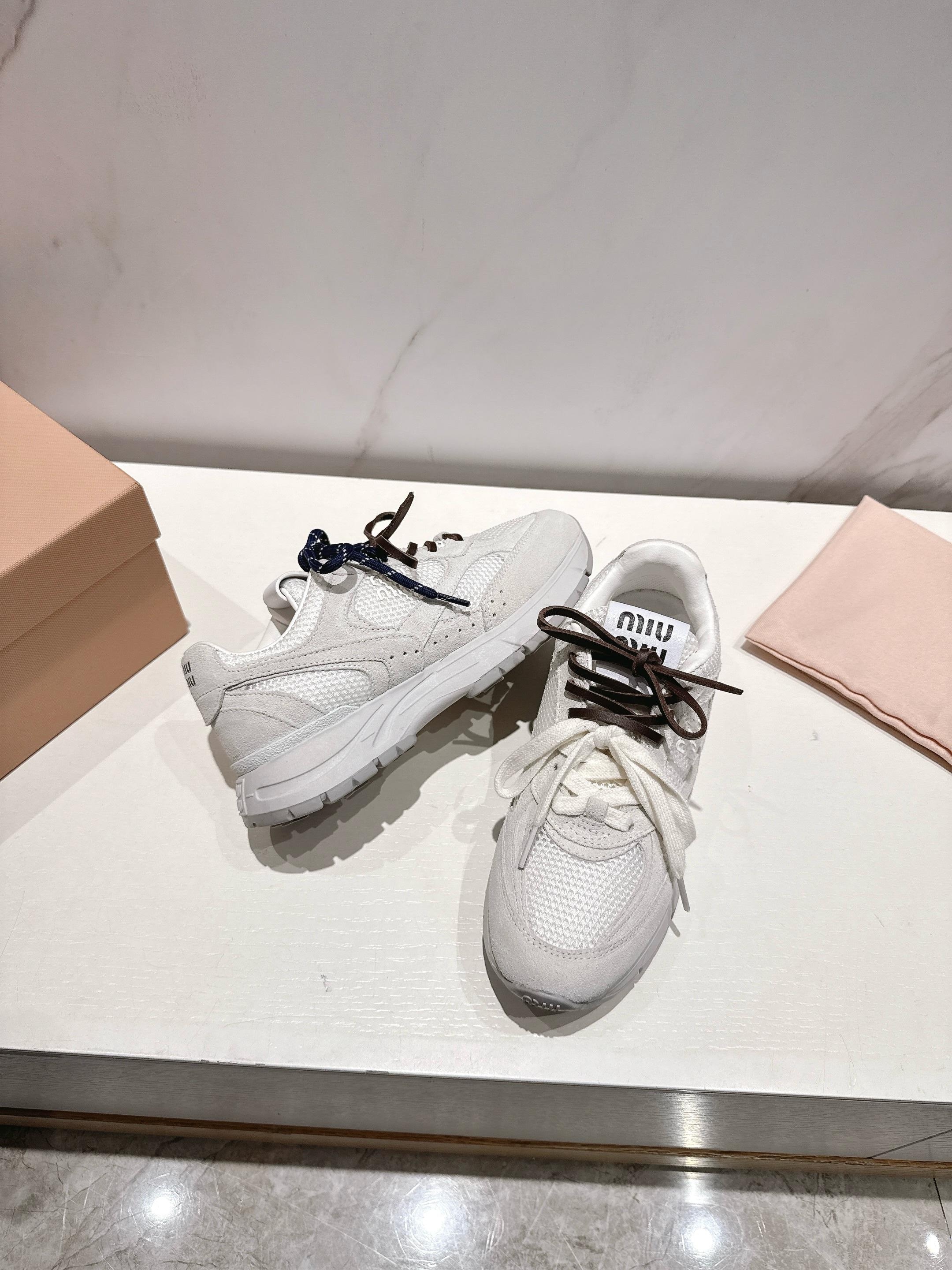 Miu Miu Sneakers M-s