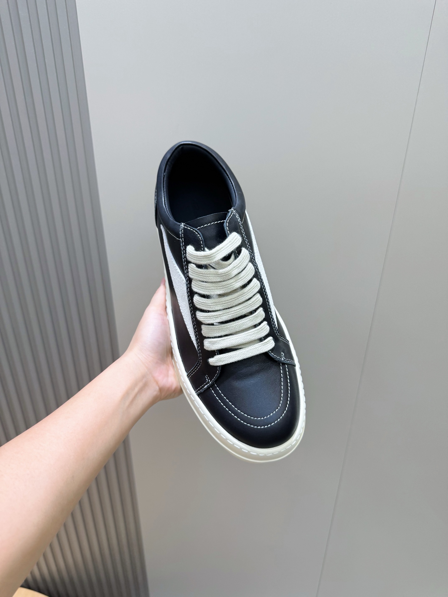 Calvin Klein Male Sneakers L-s
