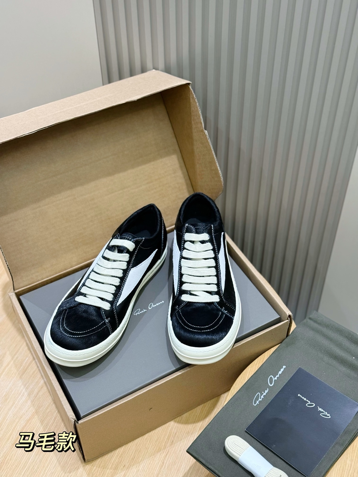 Calvin Klein Male Sneakers L-s