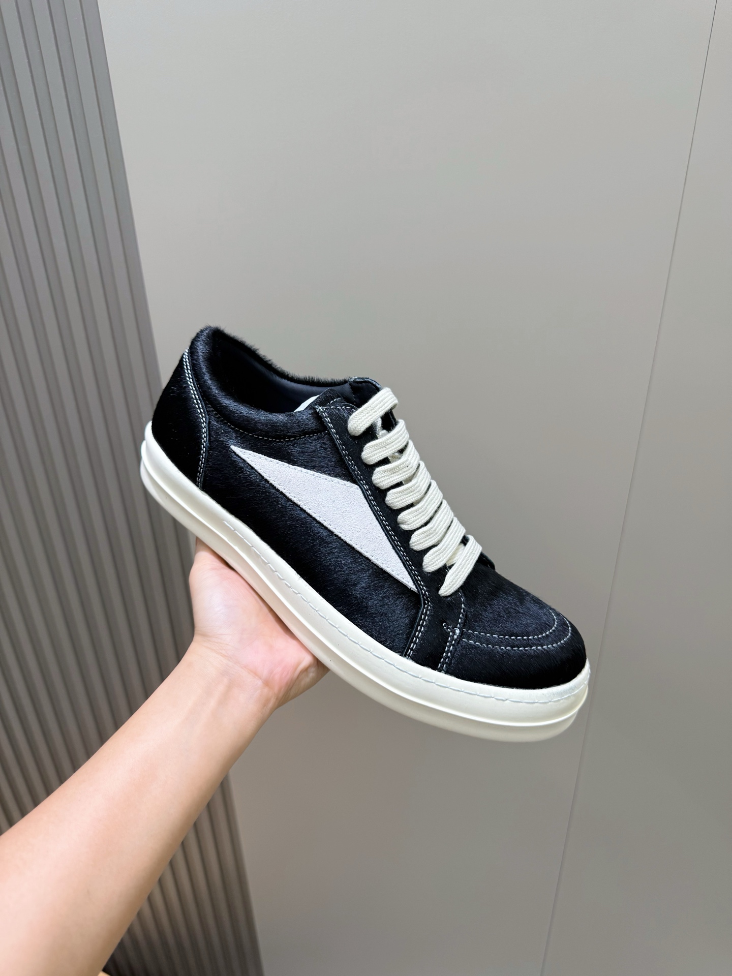 Calvin Klein Male Sneakers L-s