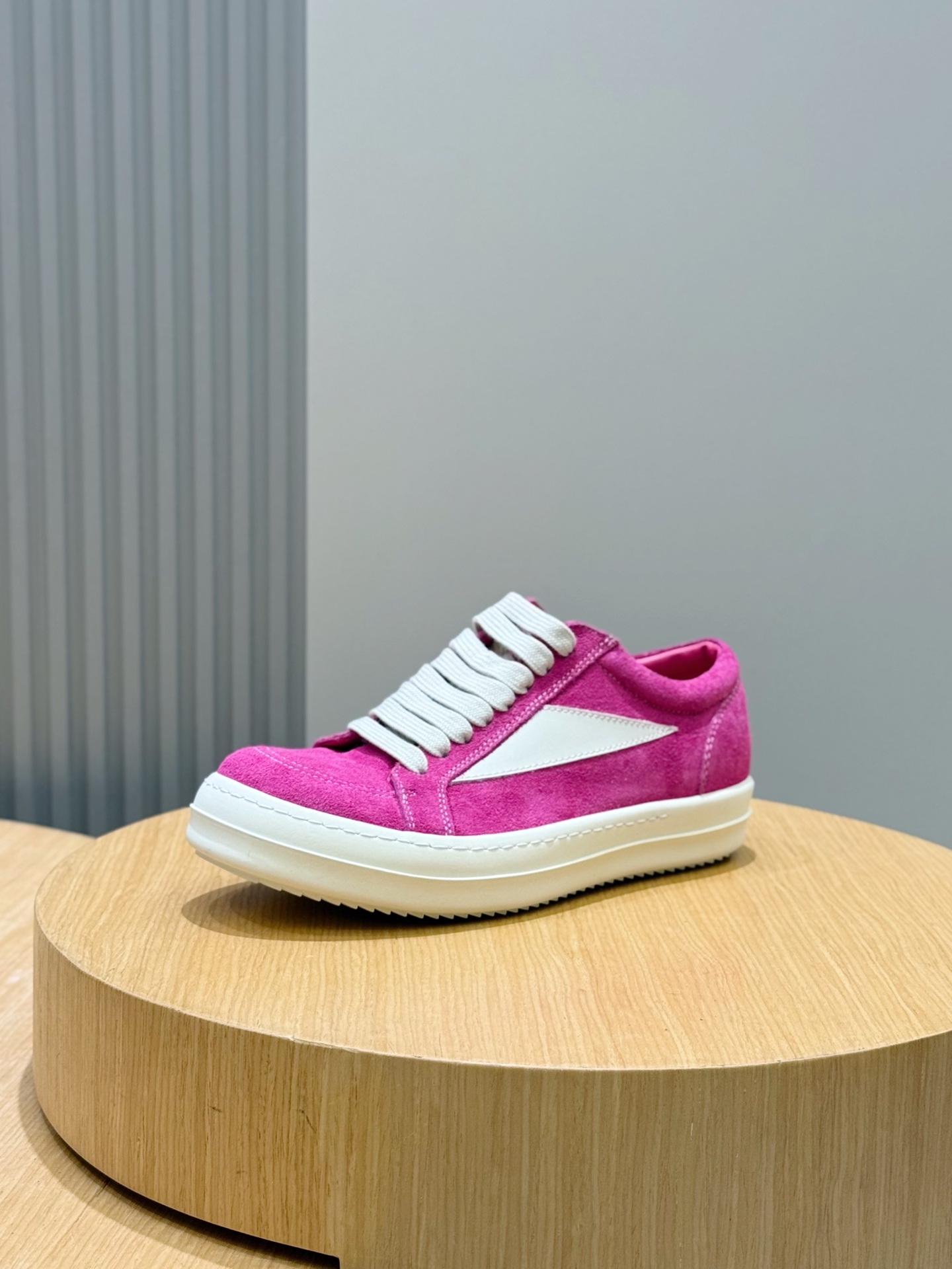 Calvin Klein Male Sneakers L-s
