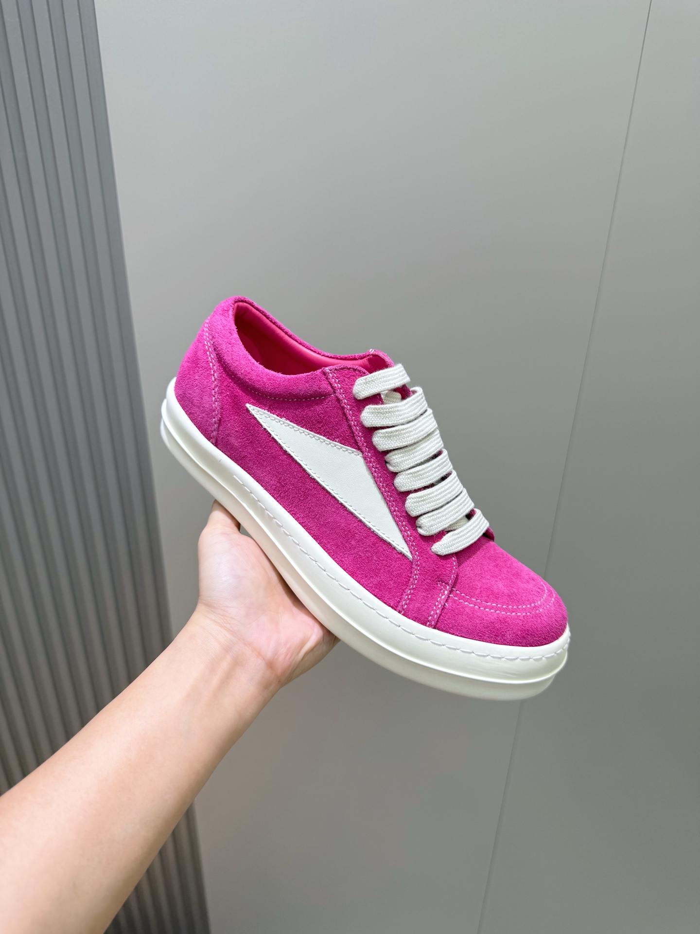 Calvin Klein Male Sneakers L-s