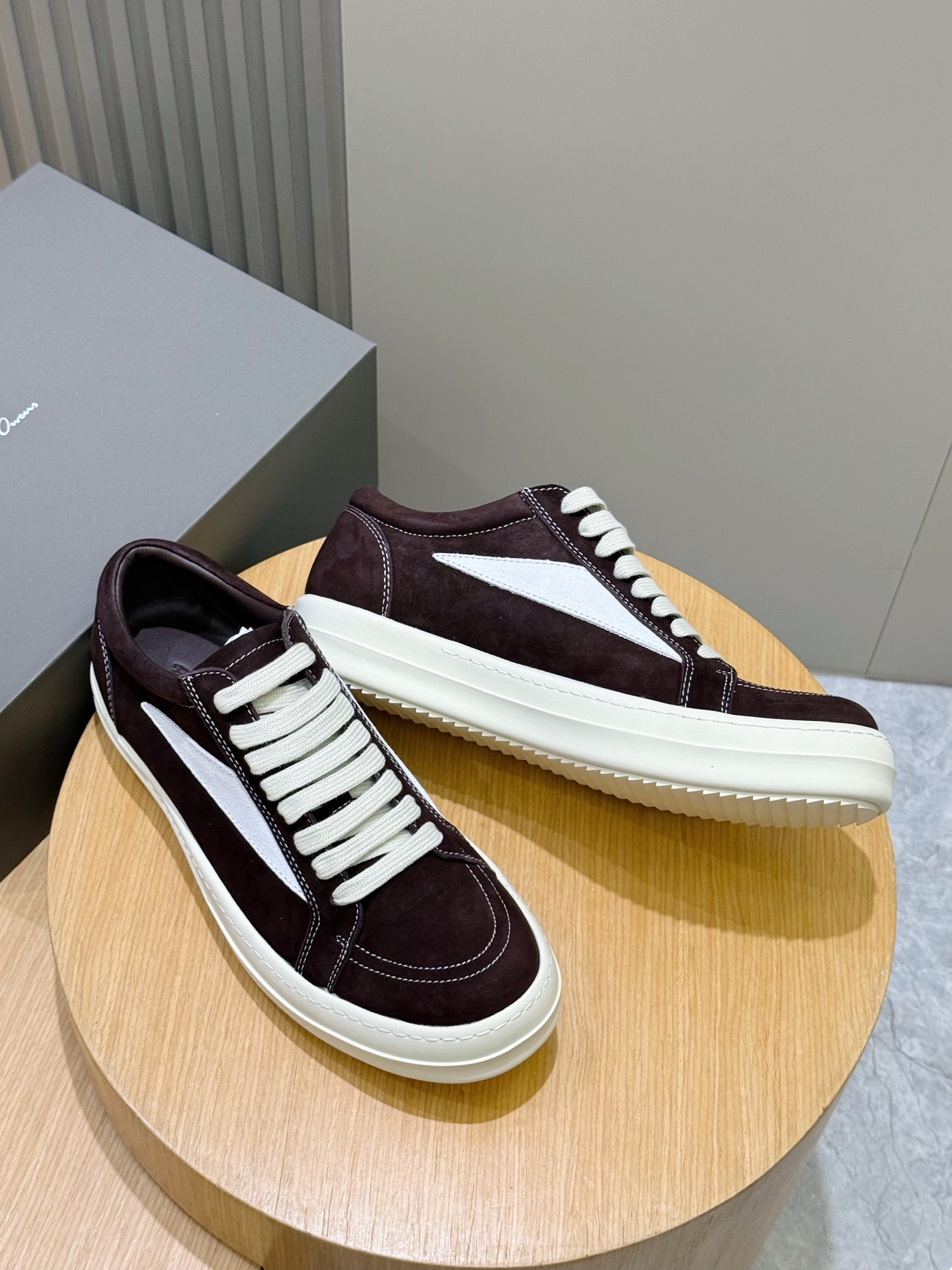 Calvin Klein Male Sneakers L-s