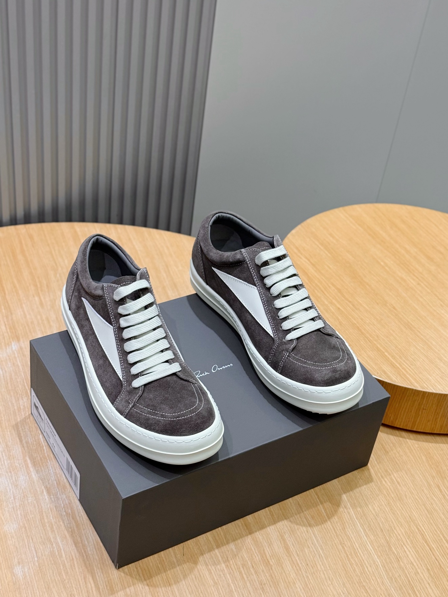 Calvin Klein Male Sneakers L-s