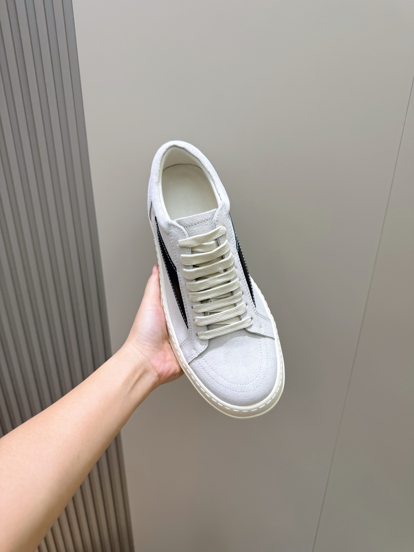 Calvin Klein Male Sneakers L-s