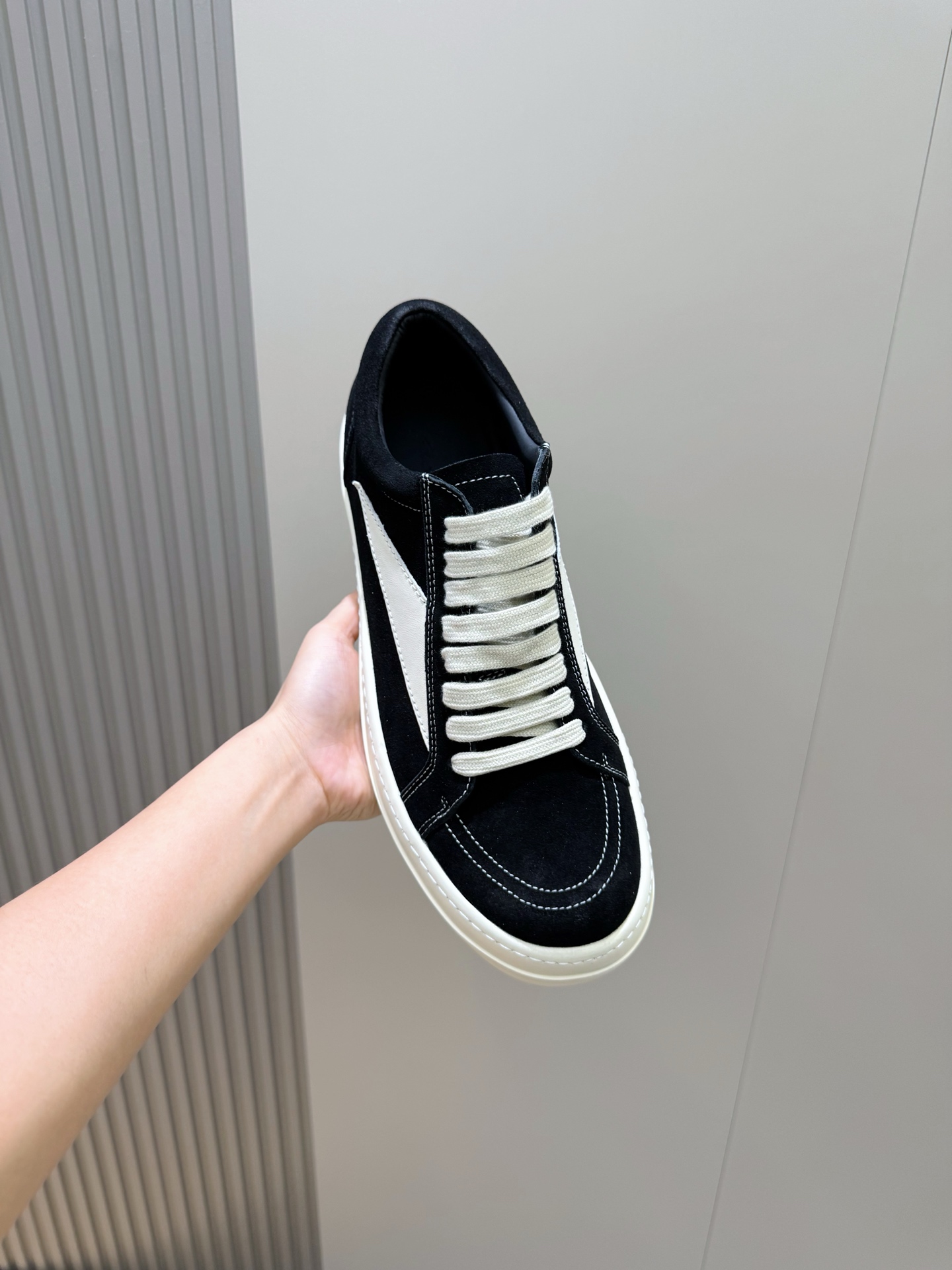 Calvin Klein Male Sneakers L-s