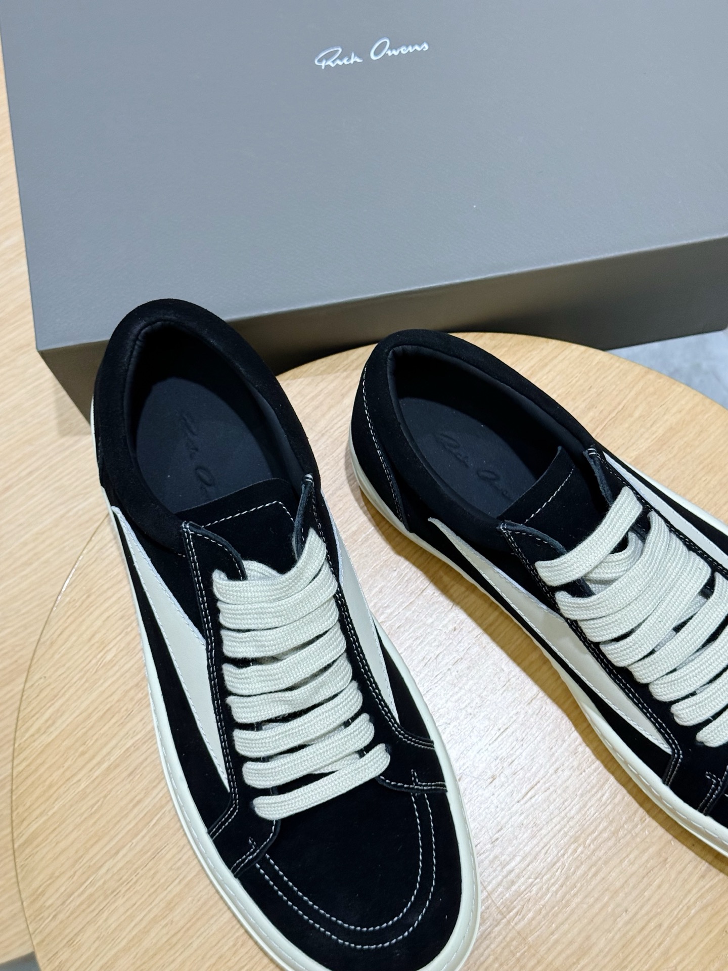 Calvin Klein Male Sneakers L-s