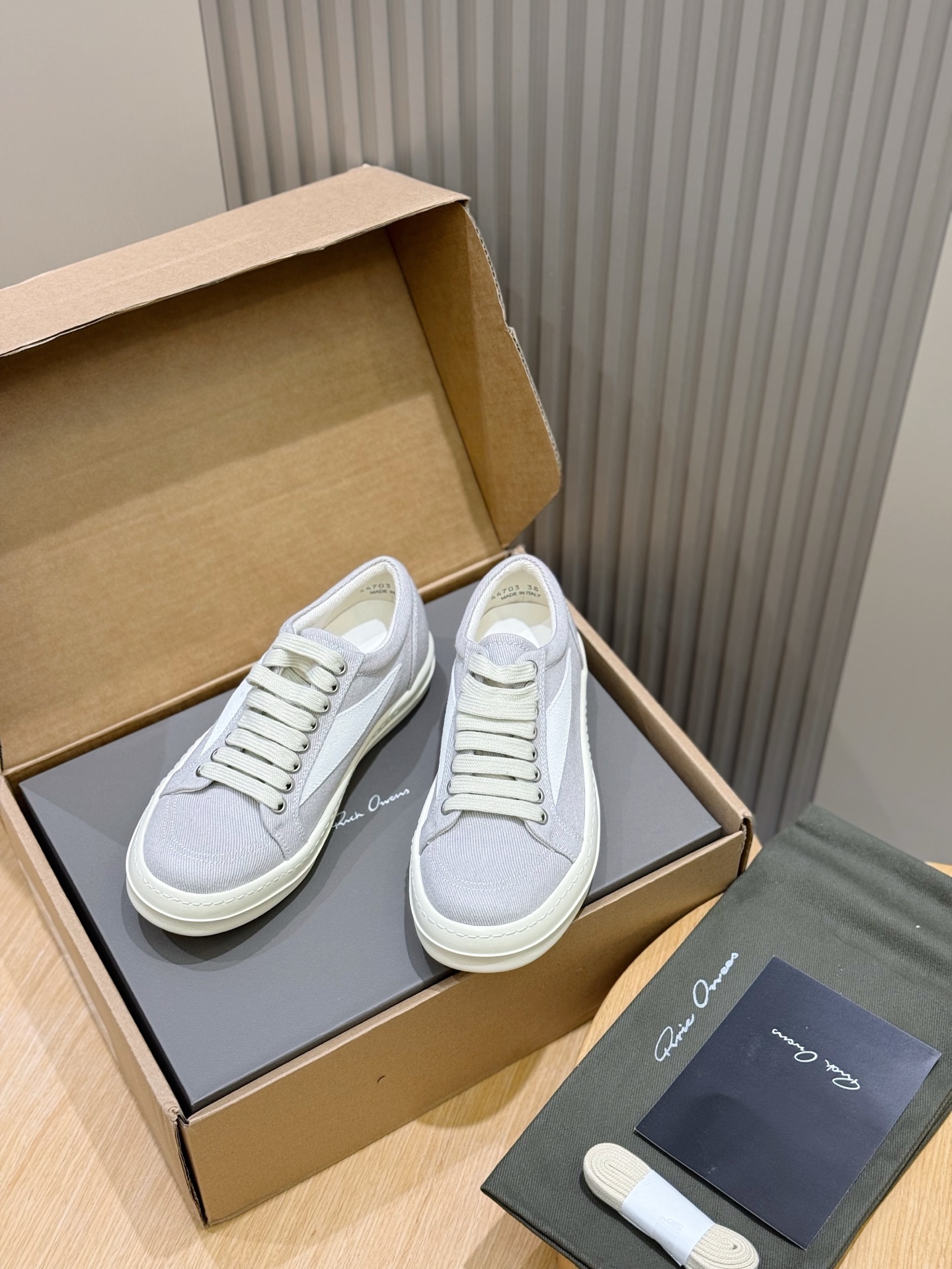 Calvin Klein Male Sneakers L-s